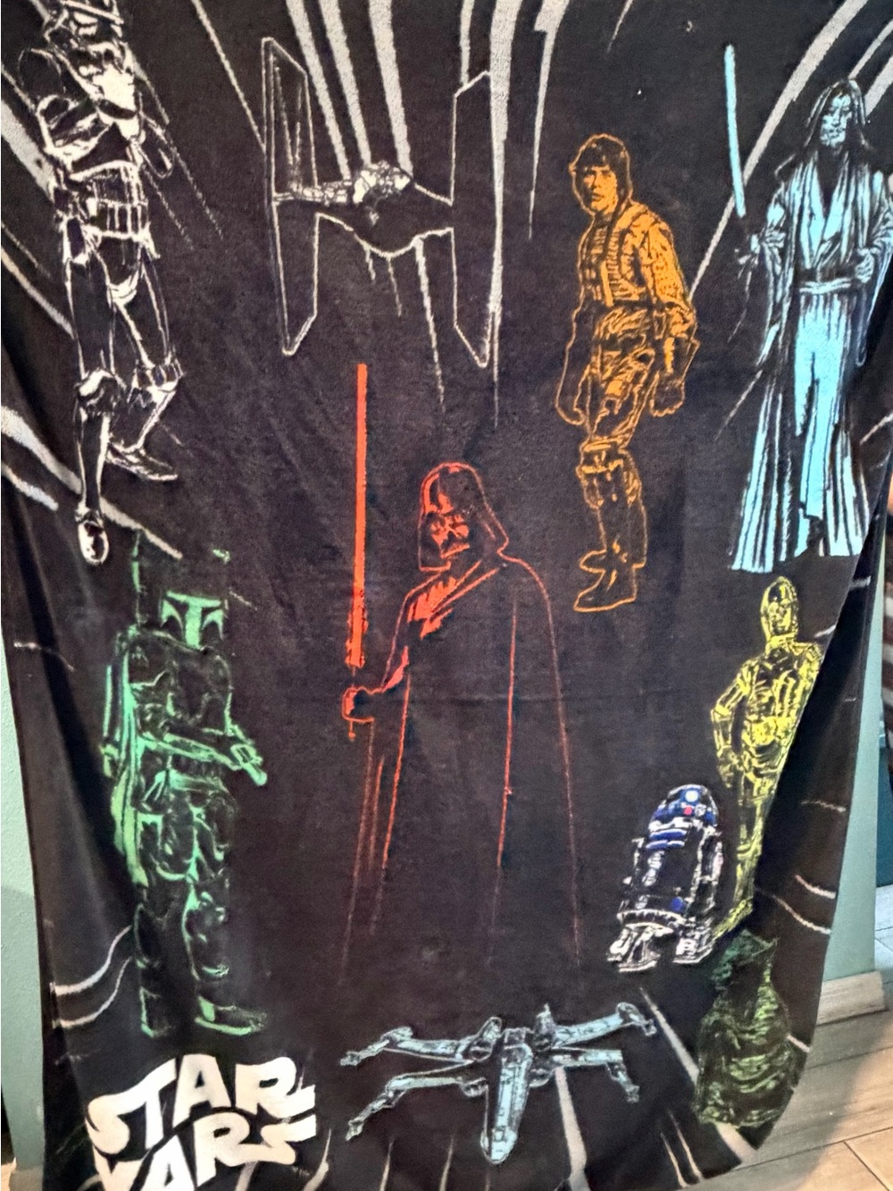 Star Wars Throw Blanket 46" x 60".